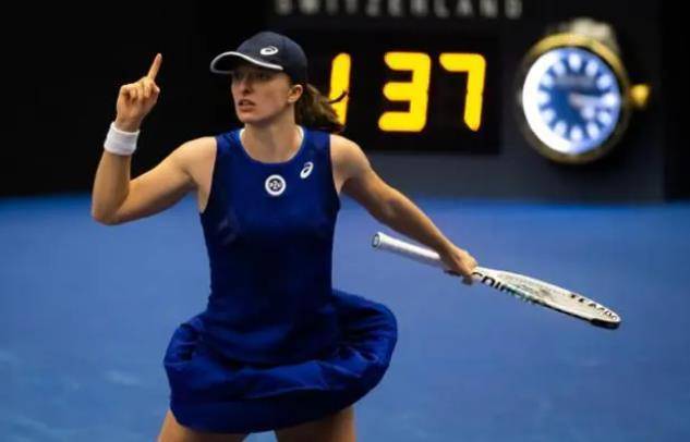 1-4惨败+2-3被翻！五星巴西跌下神坛？世界杯签运难救二流困境